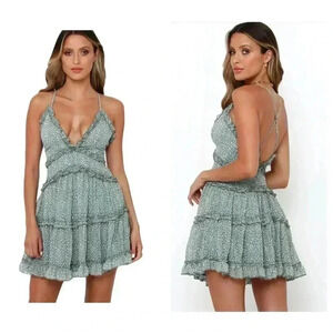 🆕 Sage Mini dress with crossed straps L🆕